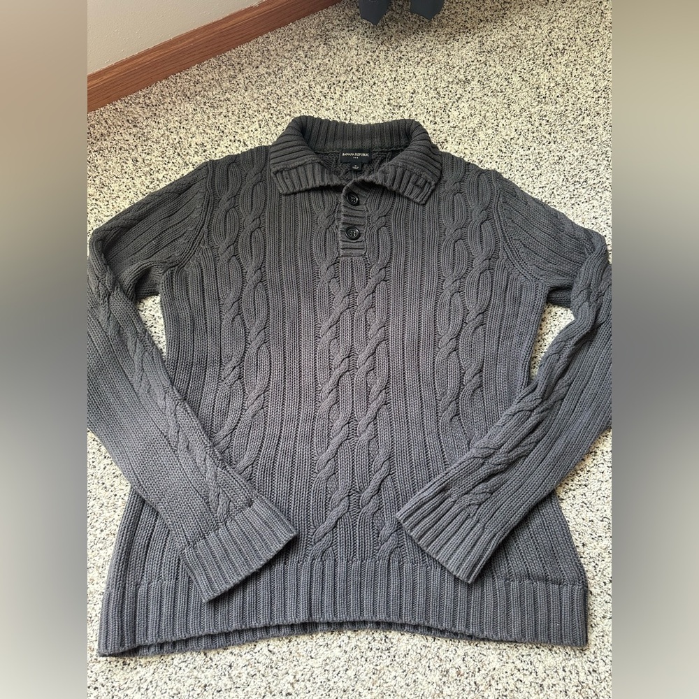 Vintage Men’s Banana Republic charcoal cable knit 1/4 button up sweater